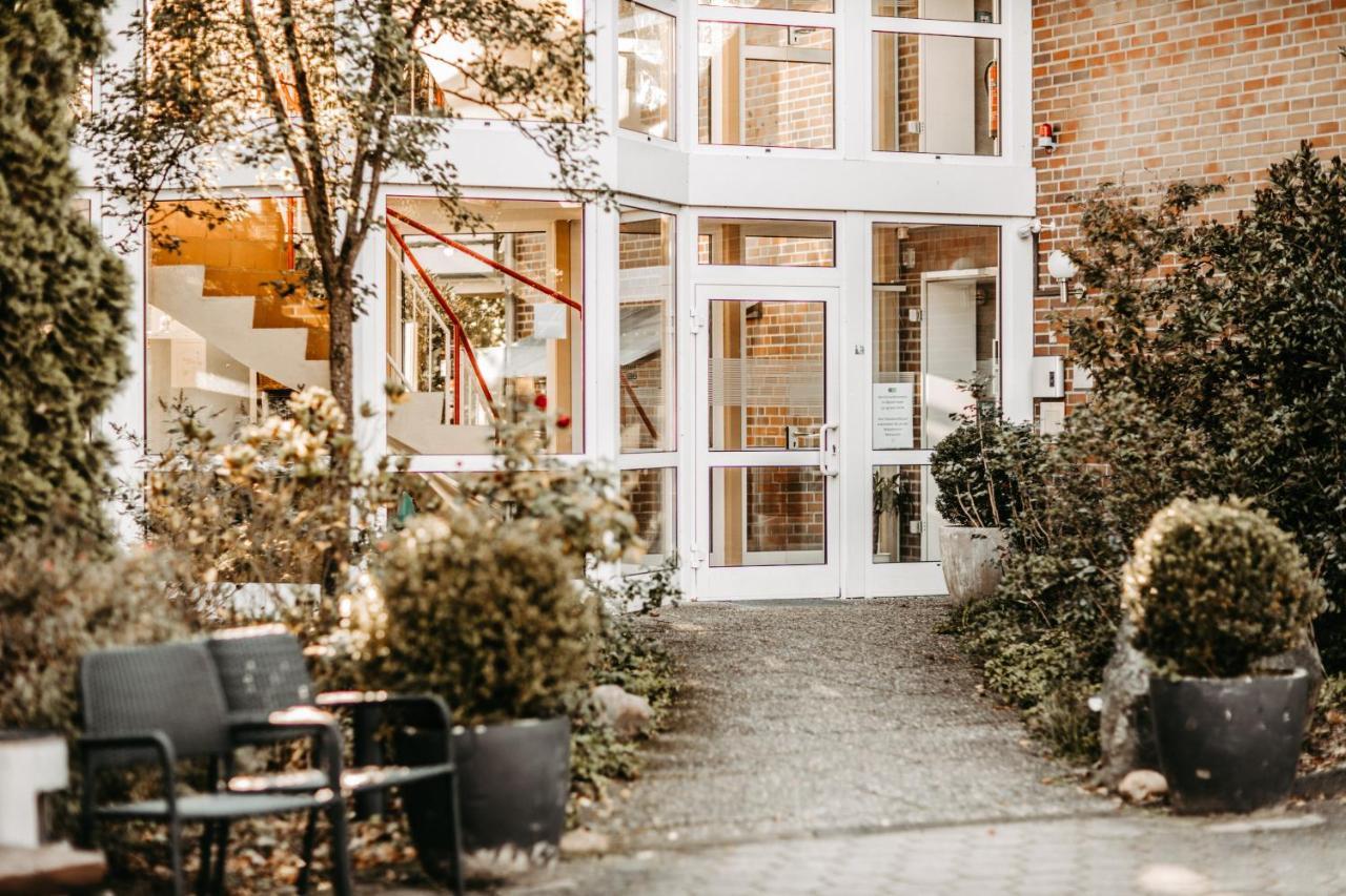 Akzent Hotel Zur Gruenen Eiche Bispingen Exterior photo