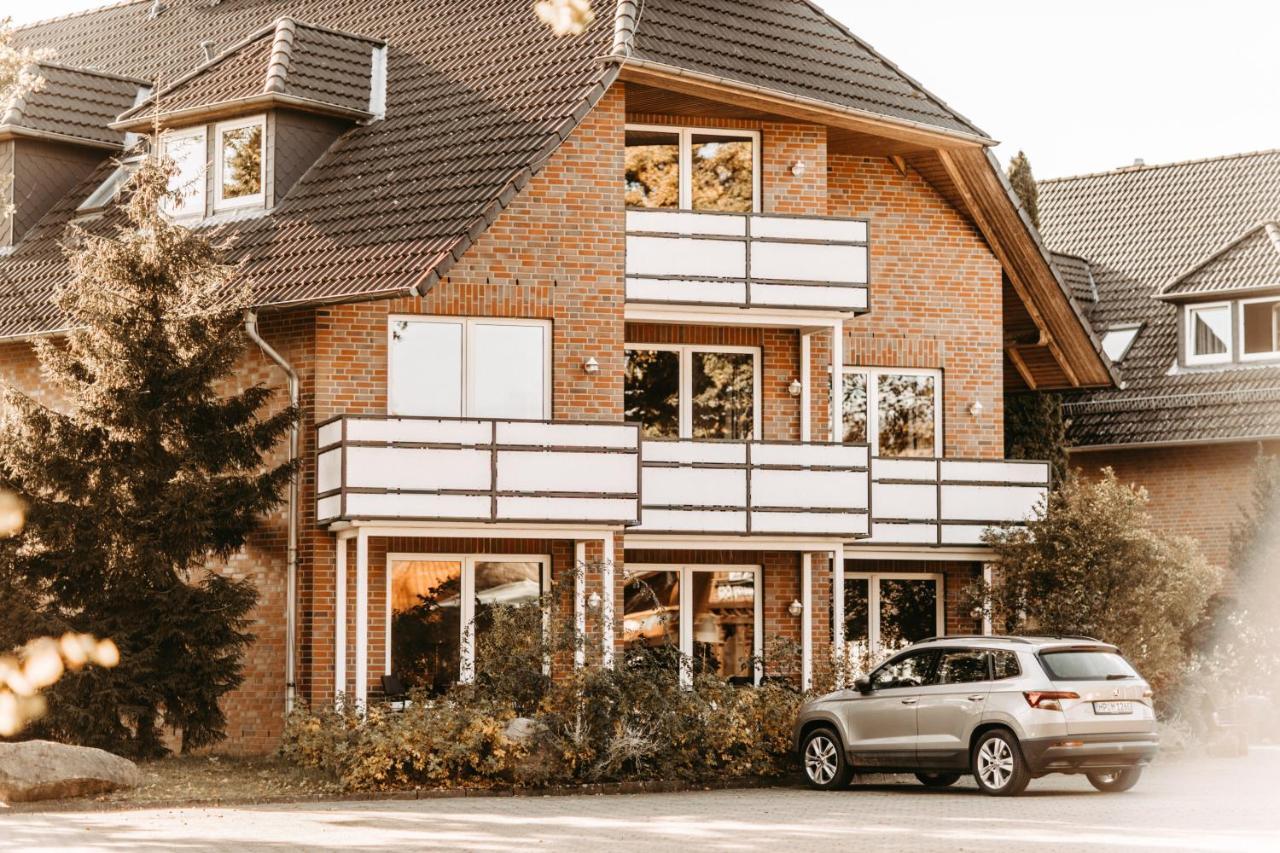 Akzent Hotel Zur Gruenen Eiche Bispingen Exterior photo
