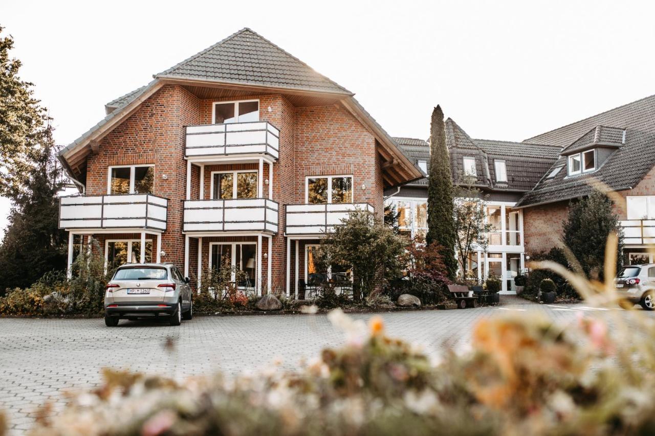 Akzent Hotel Zur Gruenen Eiche Bispingen Exterior photo